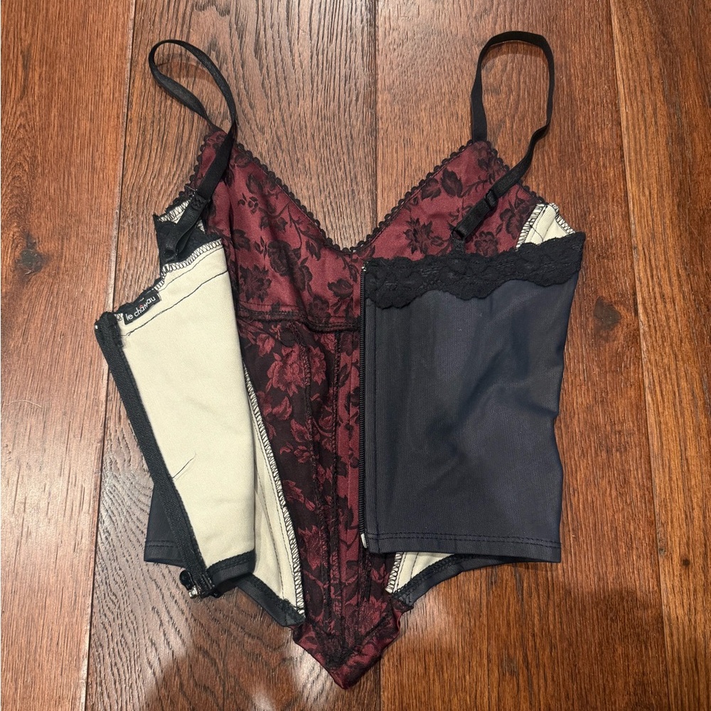 LE CHATEAU VINTAGE WOMEN’S FLORAL SATIN CORSET TOP, SIZE SMALL, BLACK - Picture 7 of 13